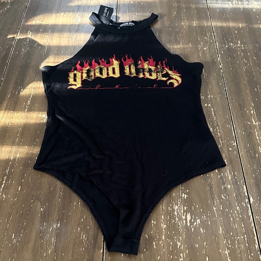 New Fashion Nova bodysuit medium*